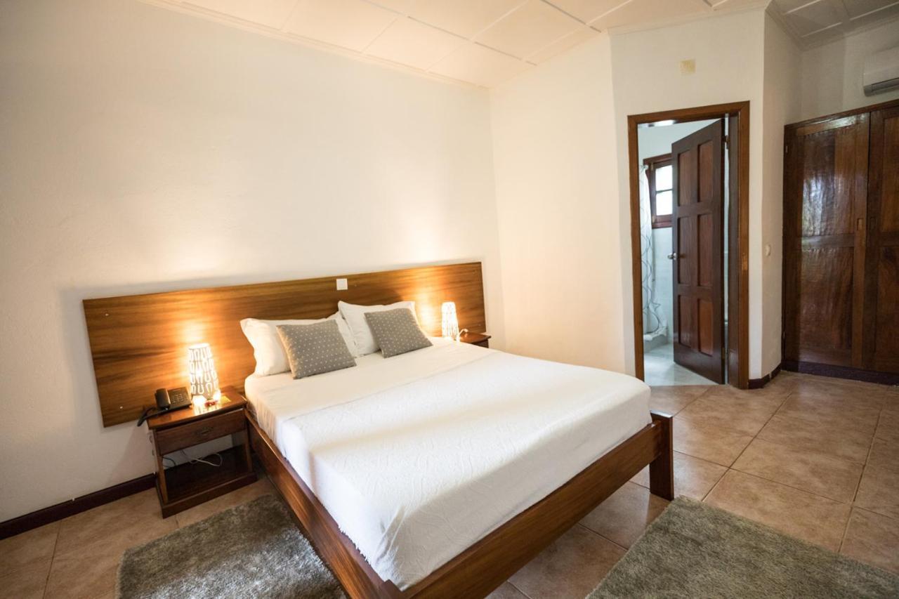 Hotel Praia Сан-Томе Экстерьер фото